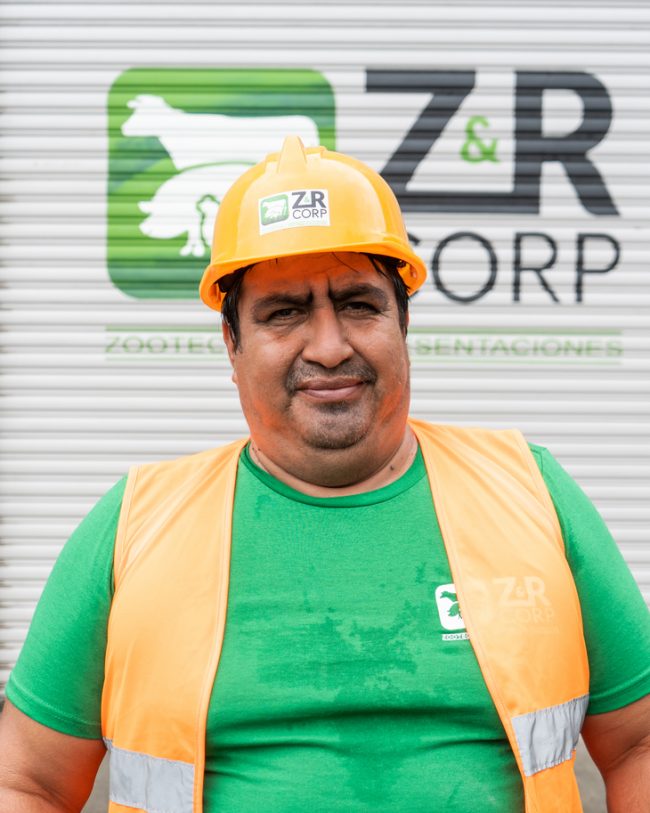 Maximo Paucar – Estibador